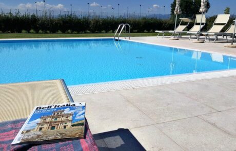 Bordo piscina in Marmo Grolla