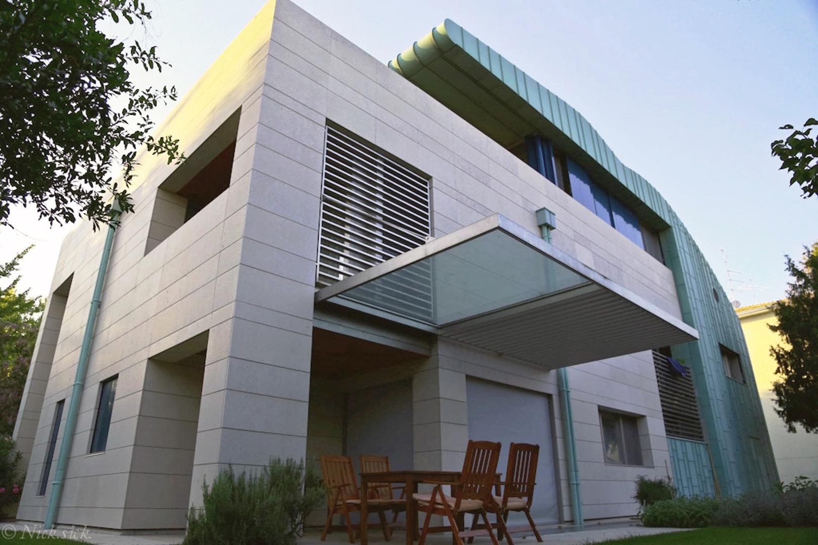 Facciata villa italiana in Marmo Grolla