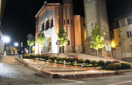 Levico terme centro storico interamente realizzat in Marmo Grolla