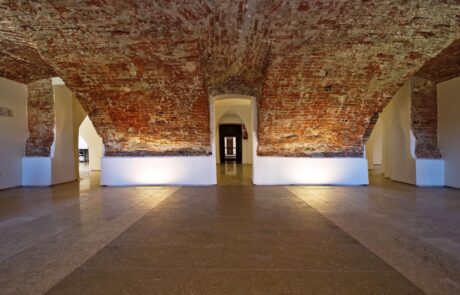 Pavimentazioni di Villa Caldogno in Marmo Grolla e Marmo Grigio Olivo