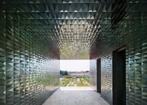 Pavimento in Marmo Grolla sede Life quaritere regolo Brescia