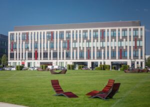 Poleczki Business Park facciata realizzate in Marmo Grolla