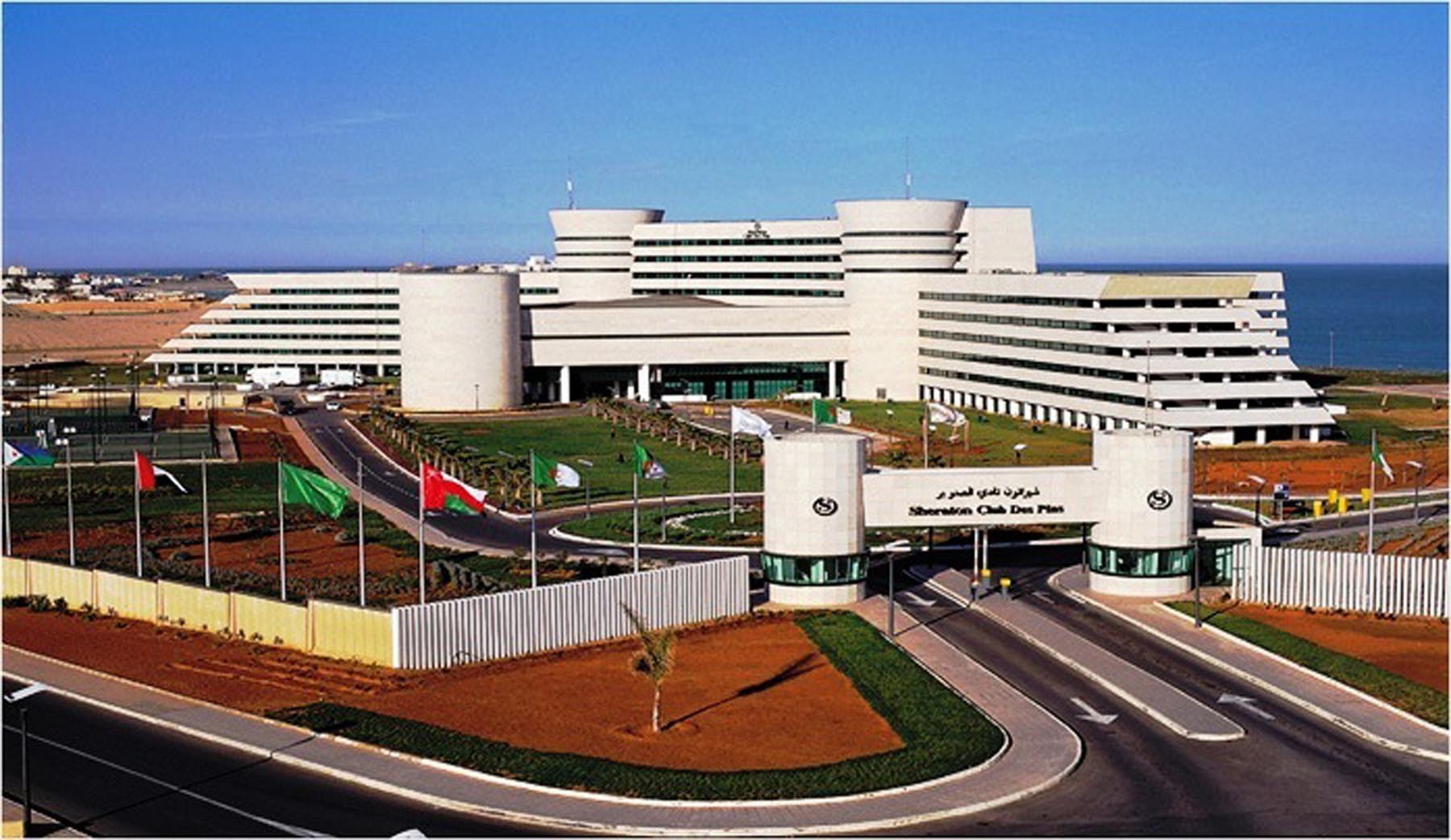 Sheraton Club des Pins Resoot facciata in Marmo Grolla