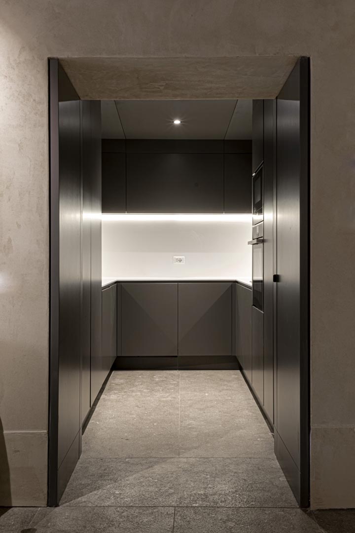 Villa privata italia grigio olivo ondulato